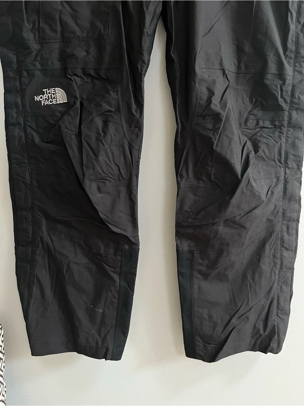 The North Face Men's HyVent Snow Pants Size XL Black Nylon Adjustable Gorpcore